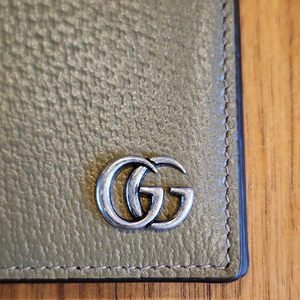 Brand New Gucci Men's Leather GG Logo Bi fold Wallet Green - Picture 3 of 11